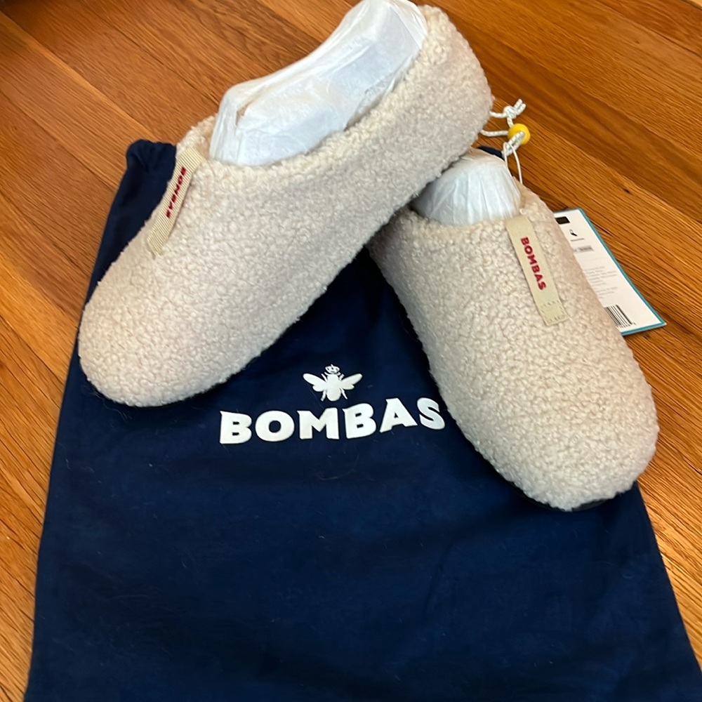 NWT Bombas Sunday Slipper